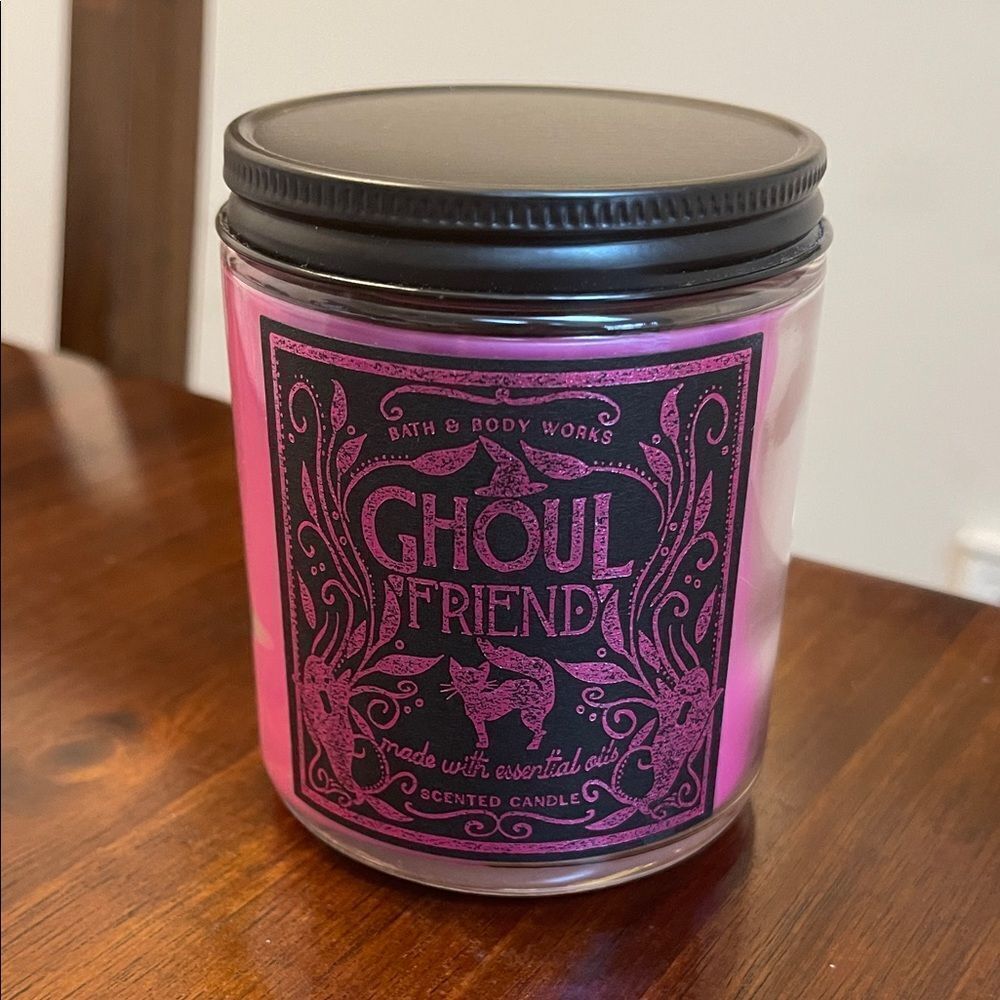 Bath & Body Works Ghoul Friend Pink and Black Candle